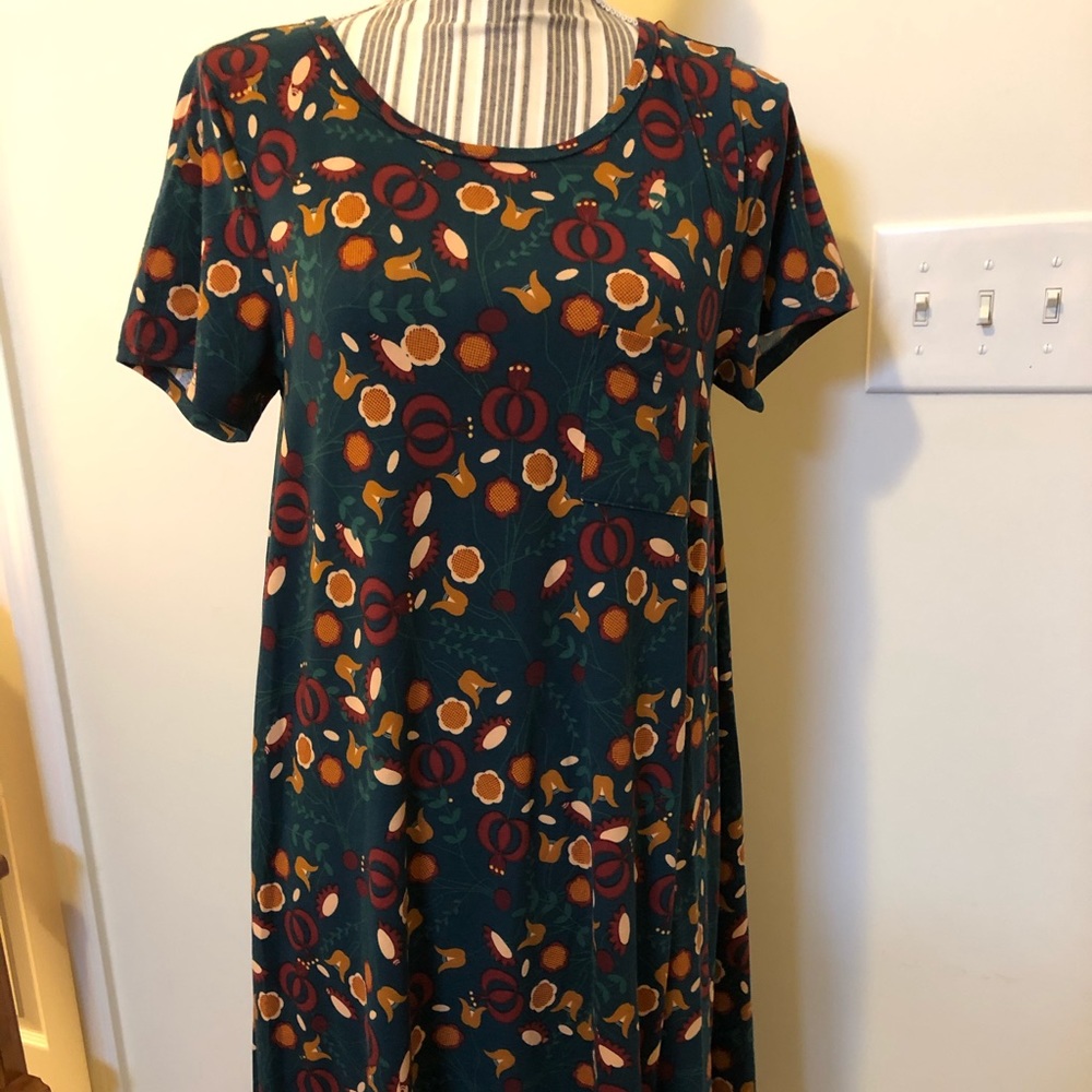 Floral Carley